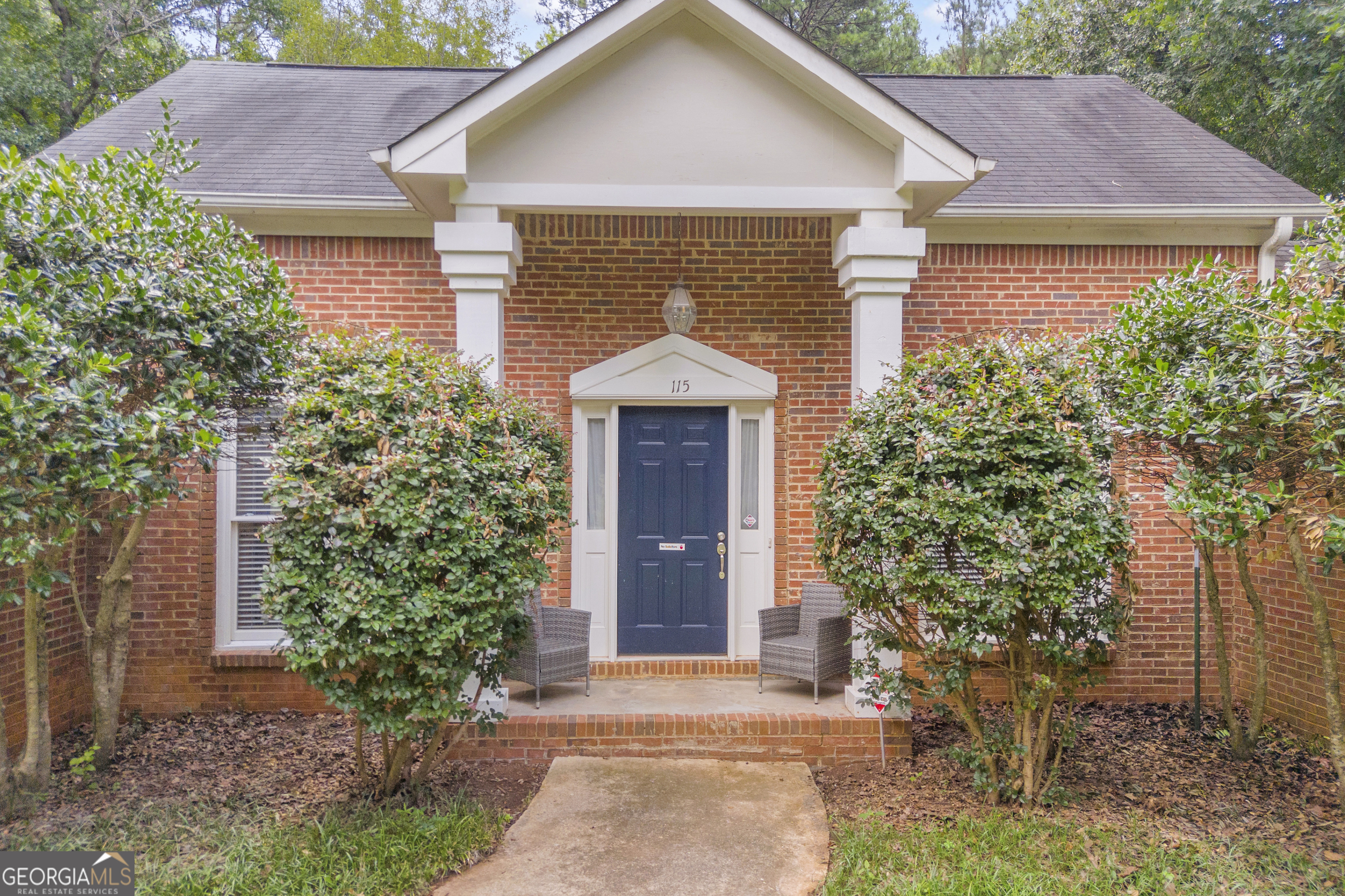 115 S Arcadia Dr