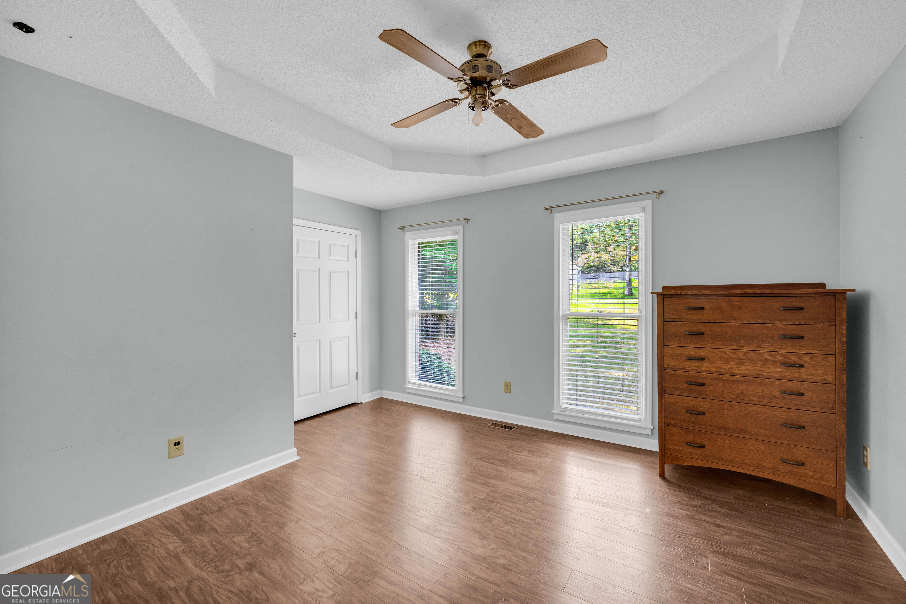 115 S Arcadia Dr