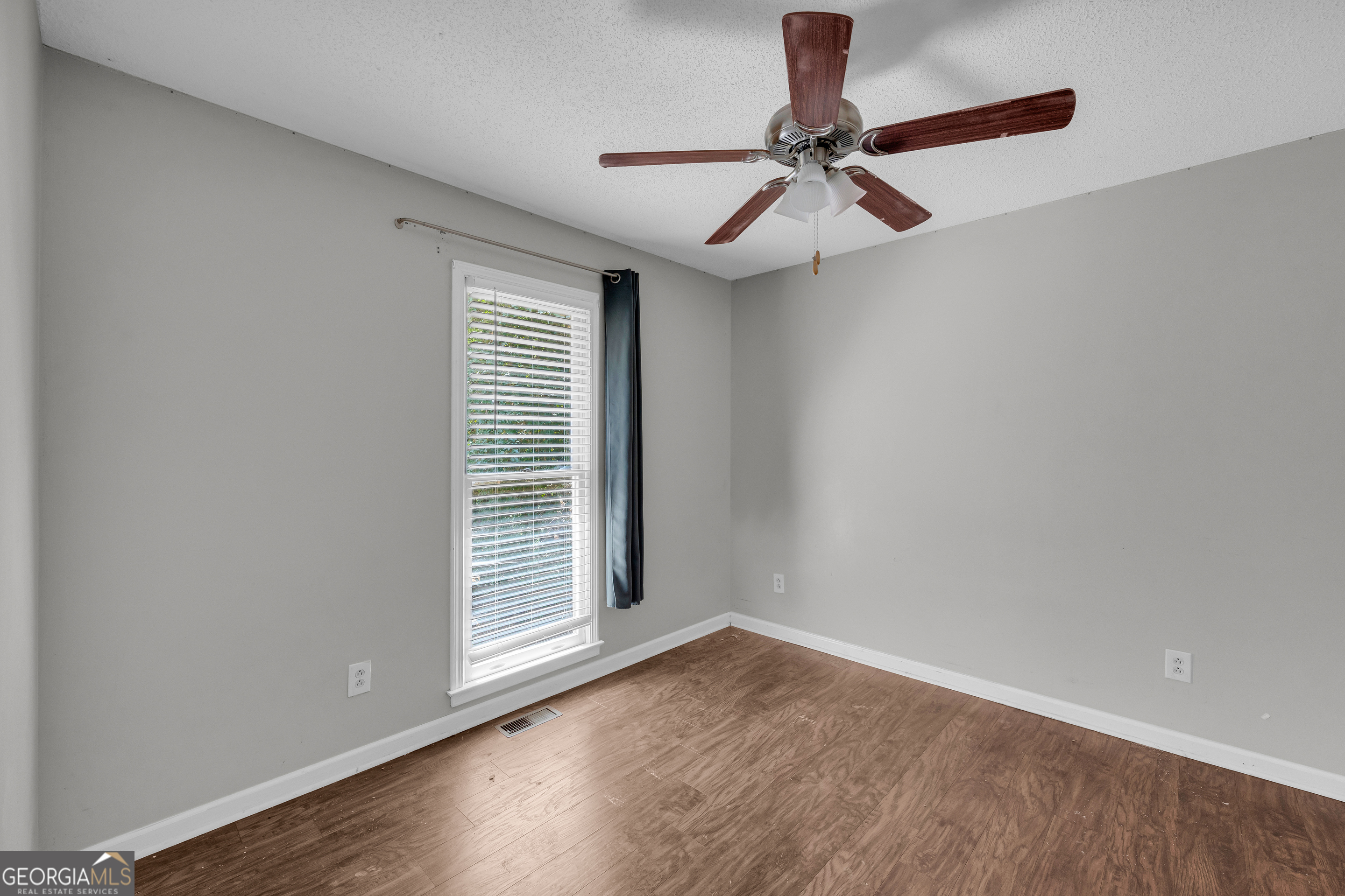 115 S Arcadia Dr