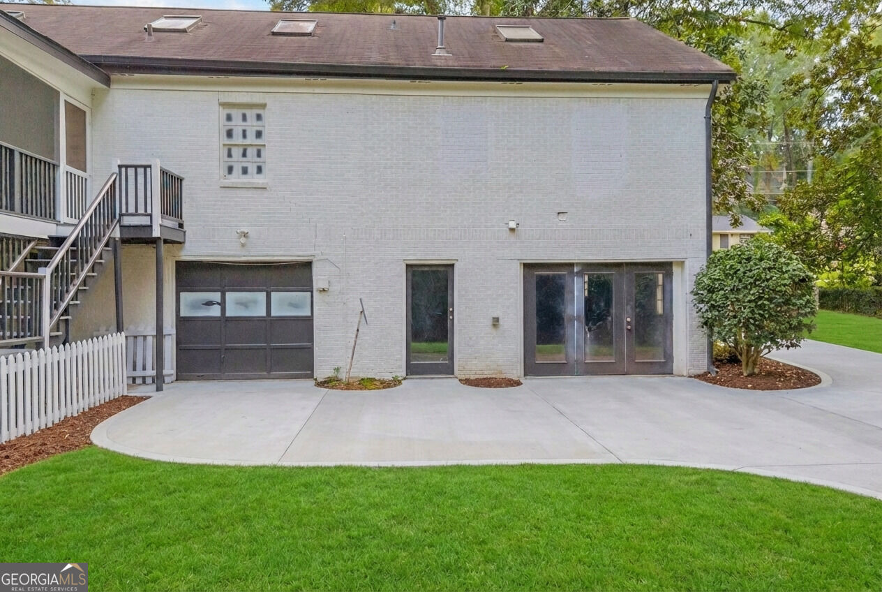 590 Highland Avenue