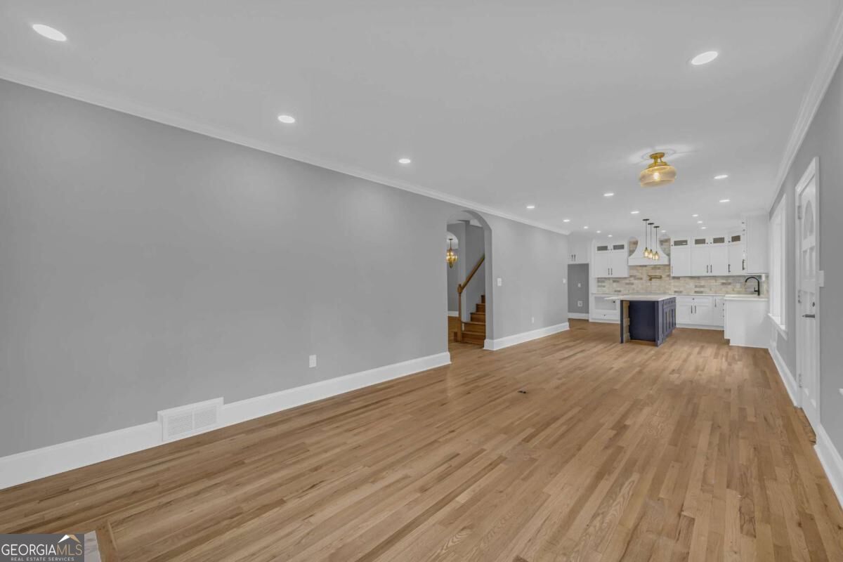 590 Highland Avenue