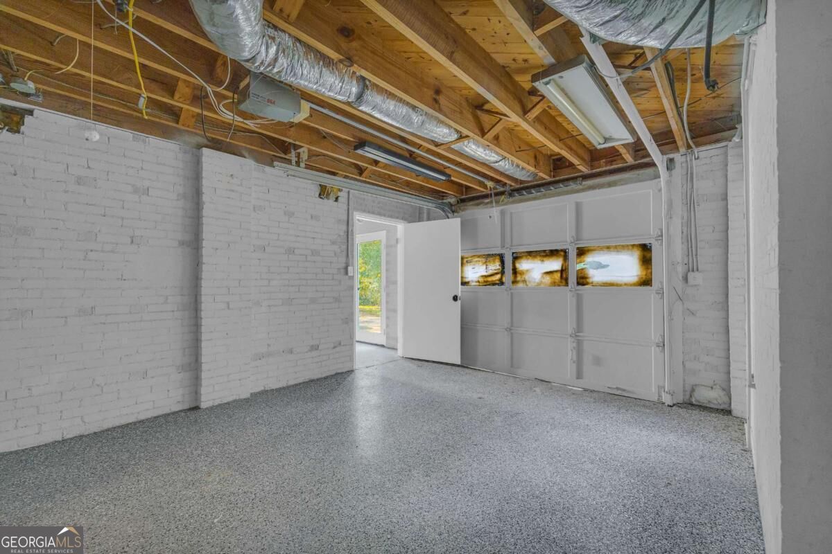 590 Highland Avenue