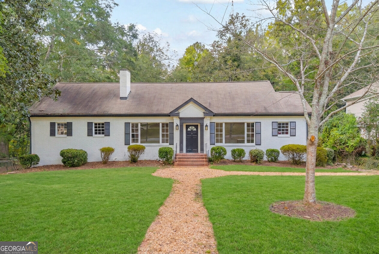 590 Highland Avenue
