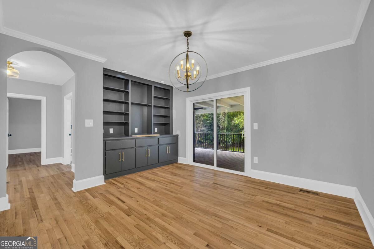 590 Highland Avenue