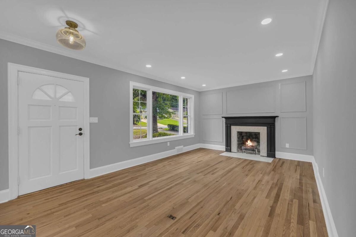 590 Highland Avenue