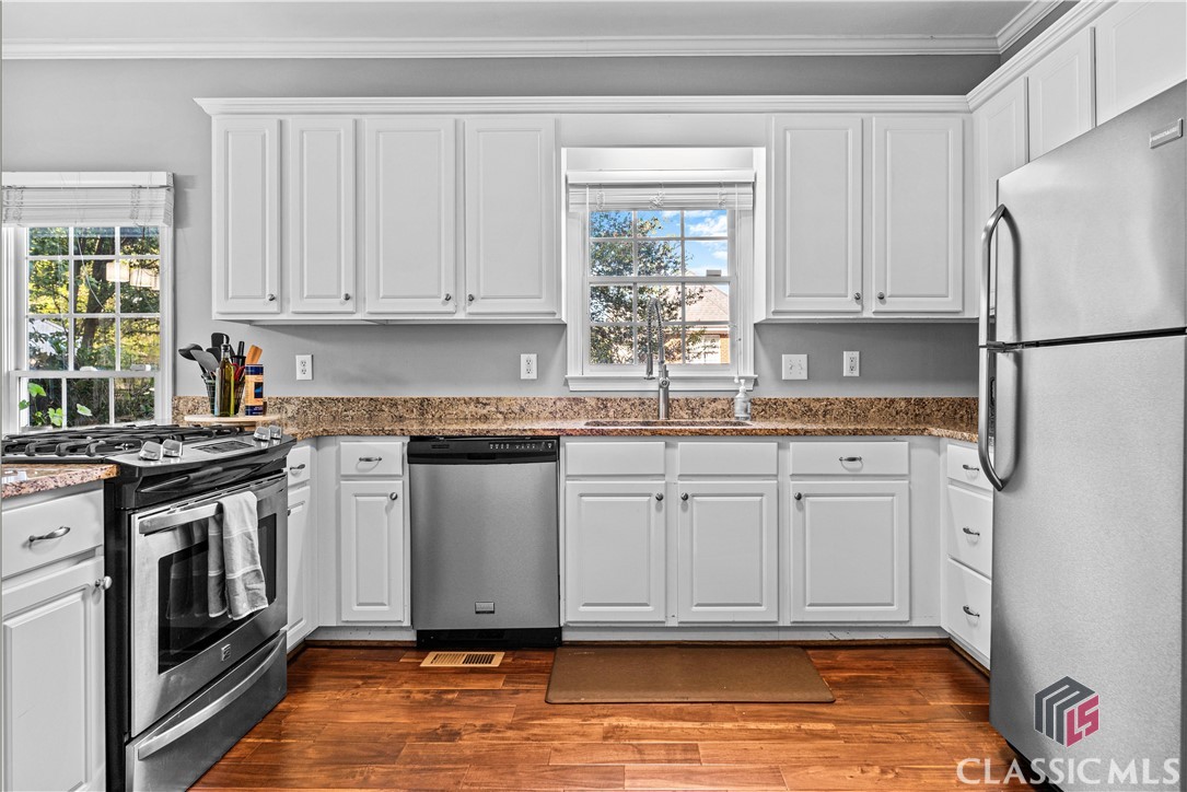 295 Greystone Terrace