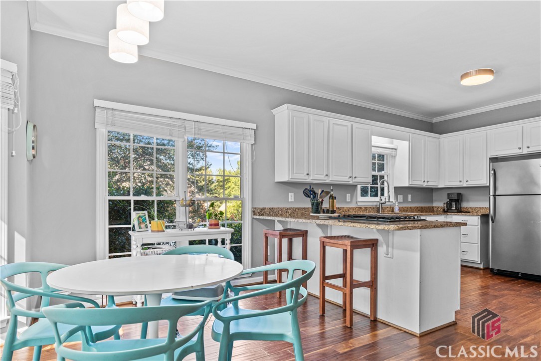 295 Greystone Terrace