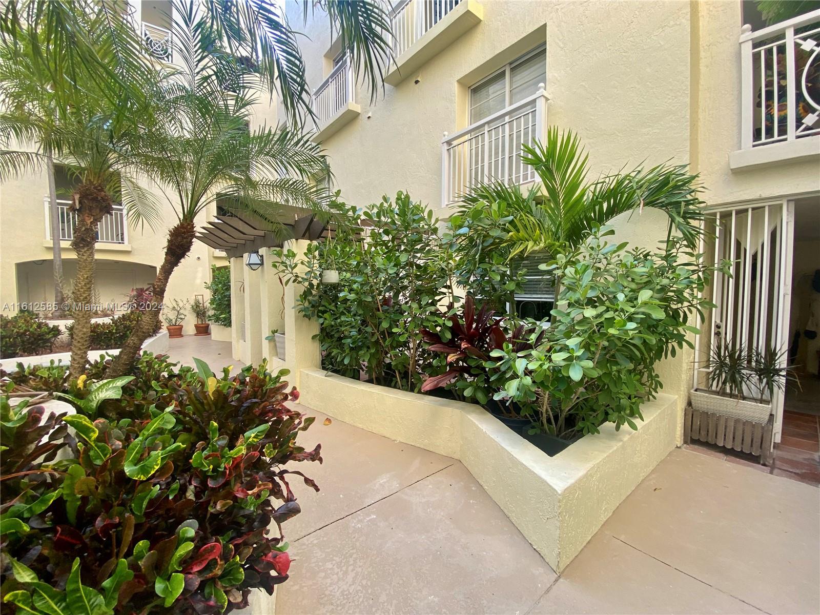 120 Jefferson Ave # 12003