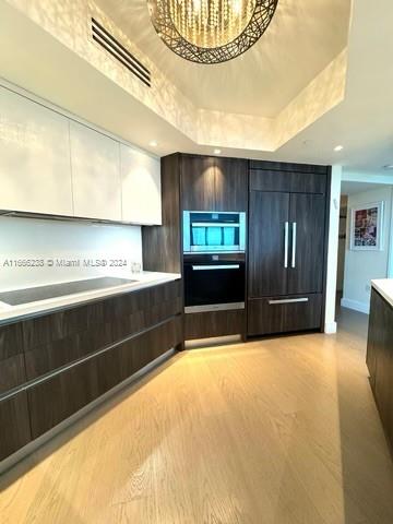 9401 Collins Ave # 702