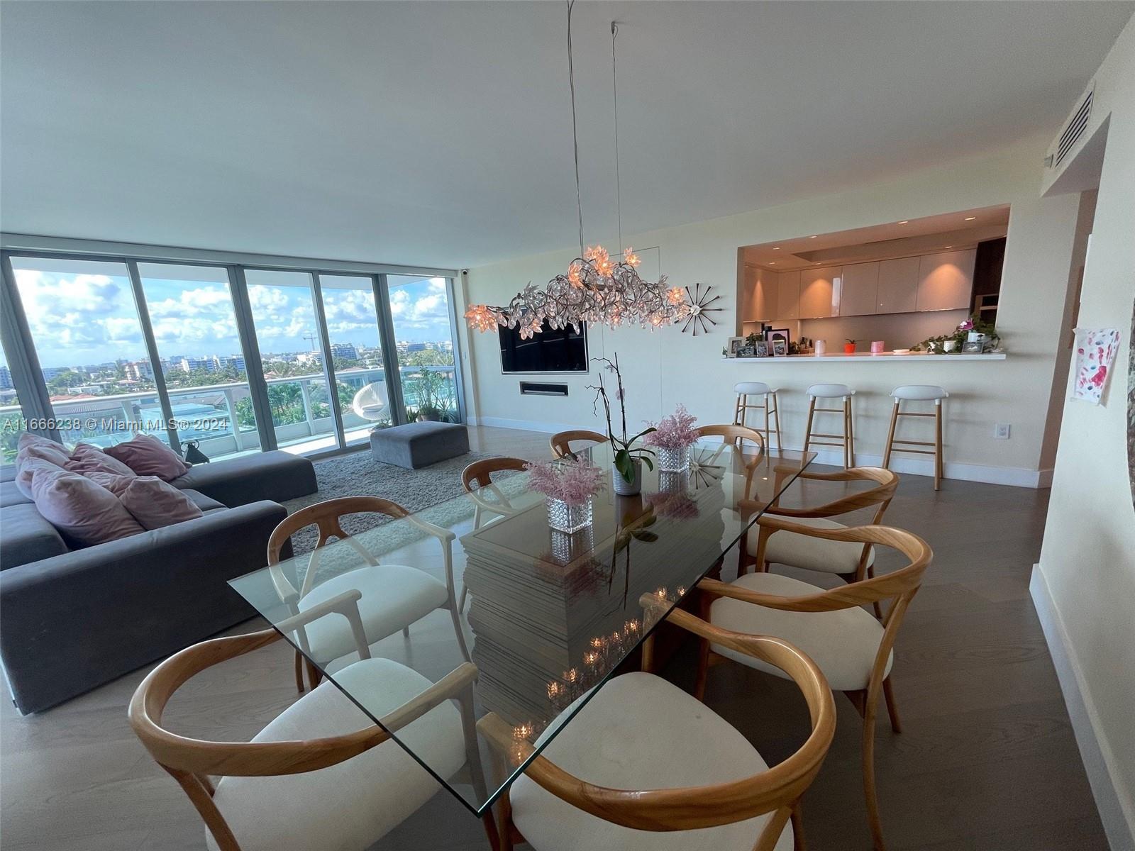 9401 Collins Ave # 702