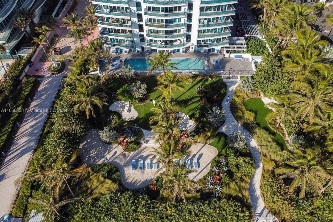 9401 Collins Ave # 702