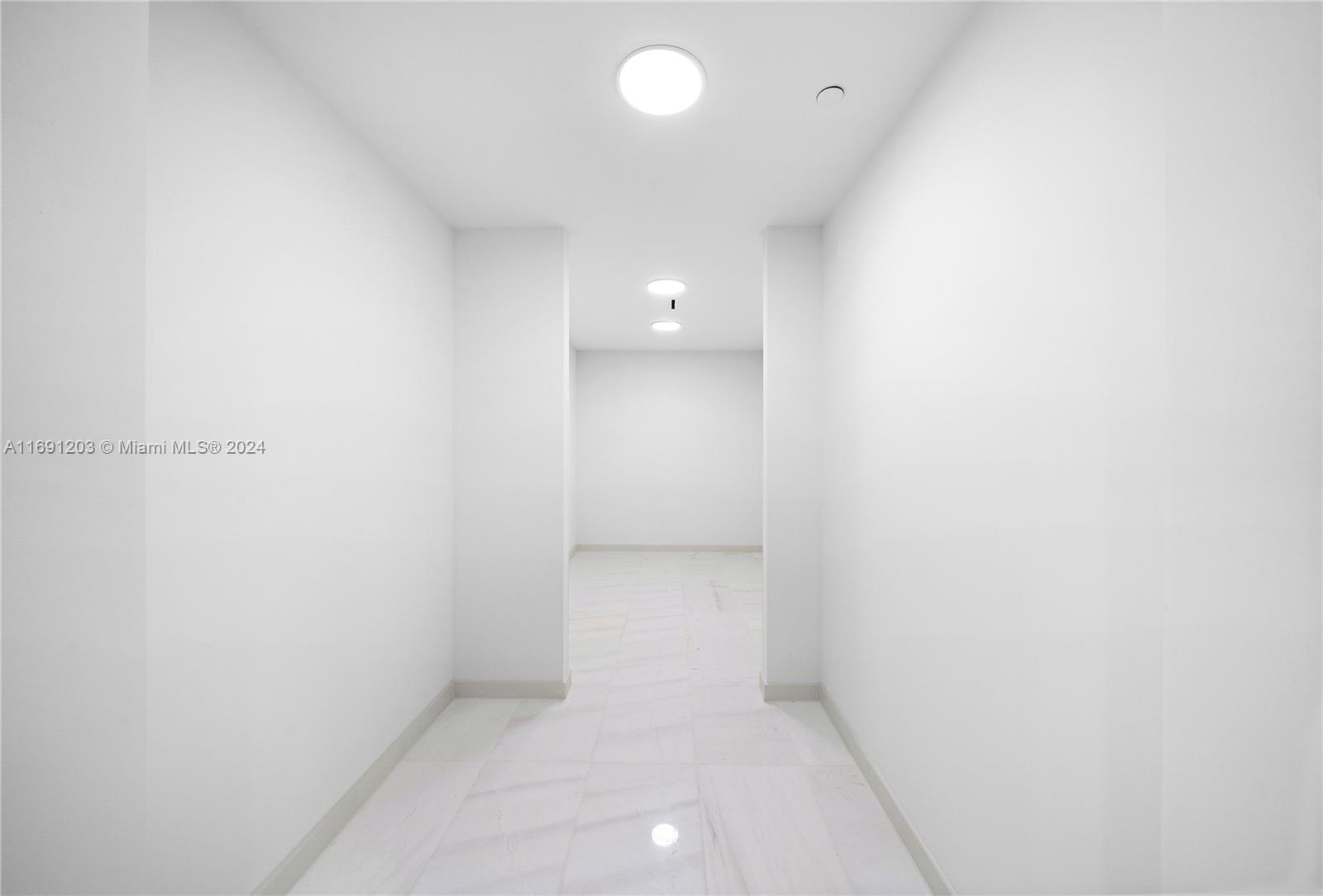 300 Biscayne Blvd Way Unit: 4802 DUPLEX