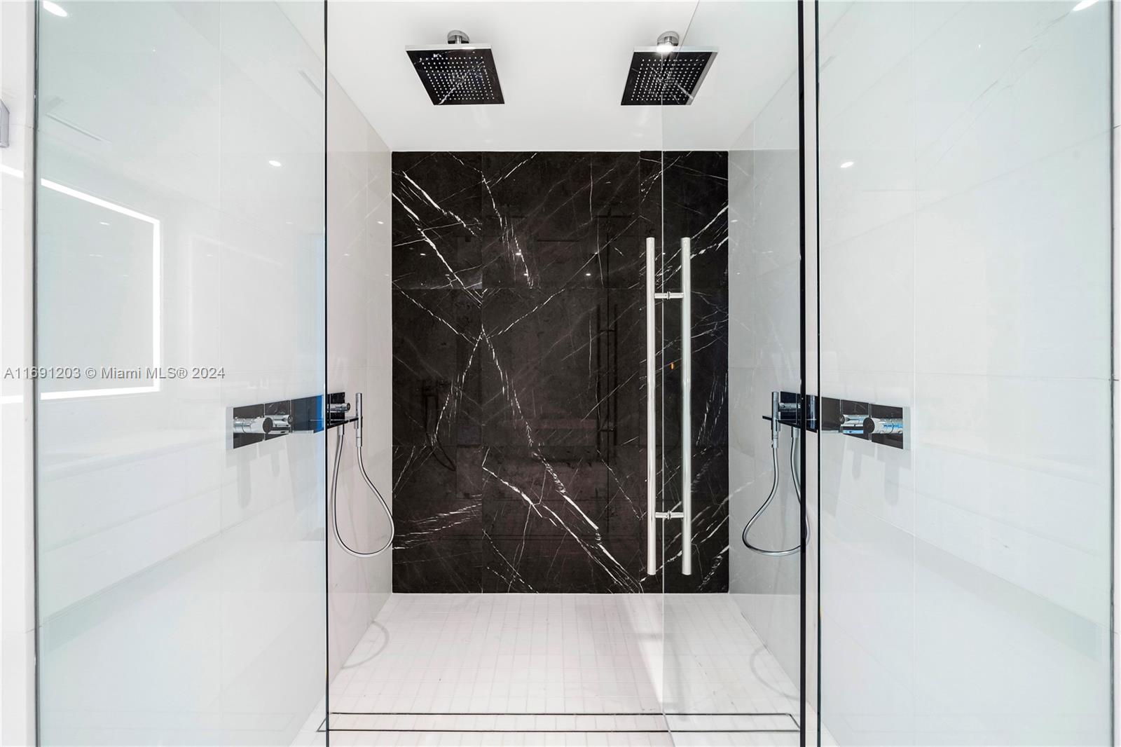 300 Biscayne Blvd Way Unit: 4802 DUPLEX