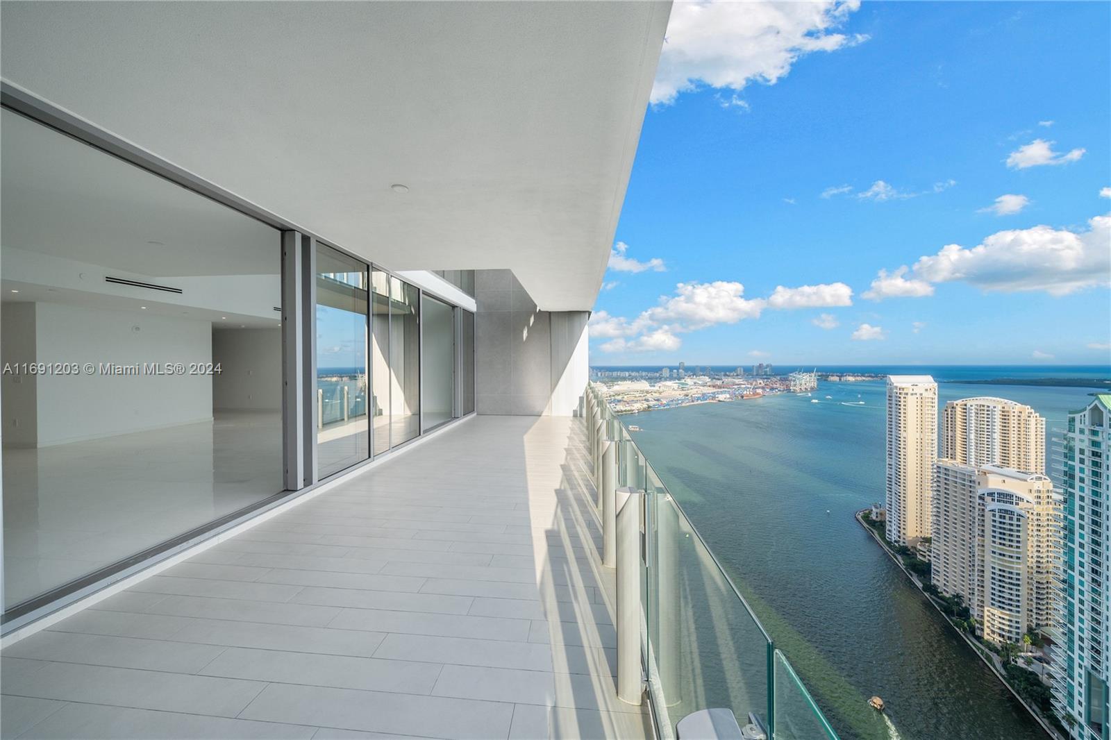 300 Biscayne Blvd Way Unit: 4802 DUPLEX