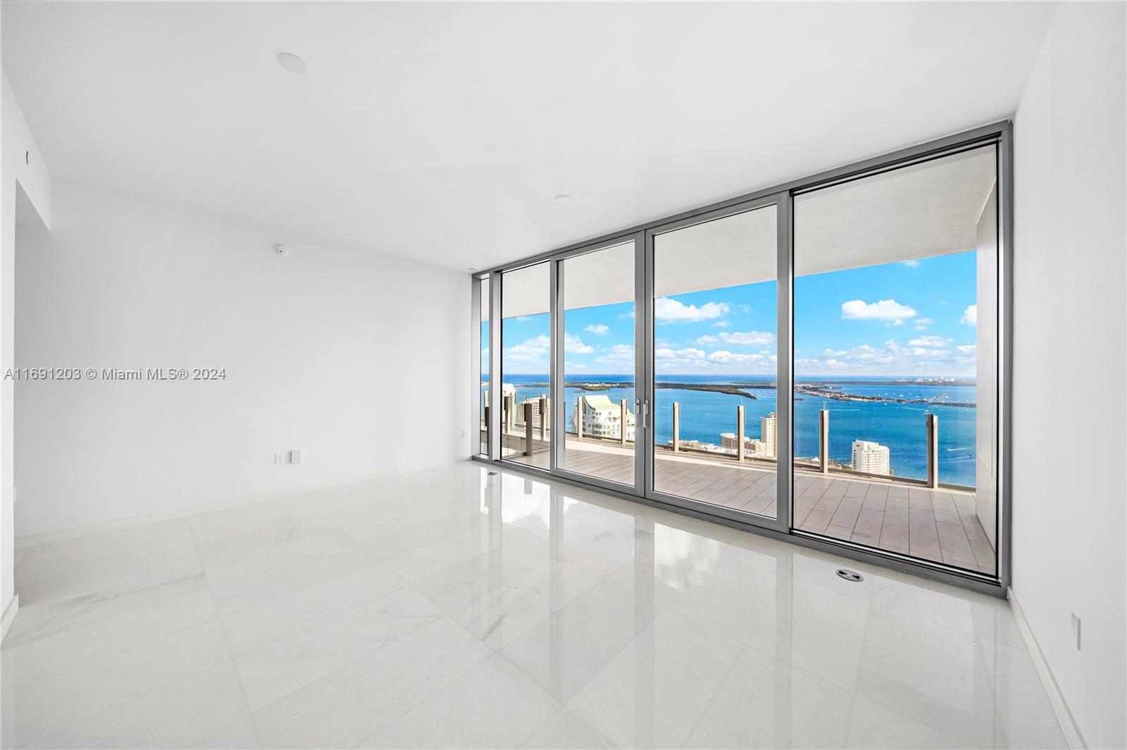 300 Biscayne Blvd Way Unit: 4802 DUPLEX