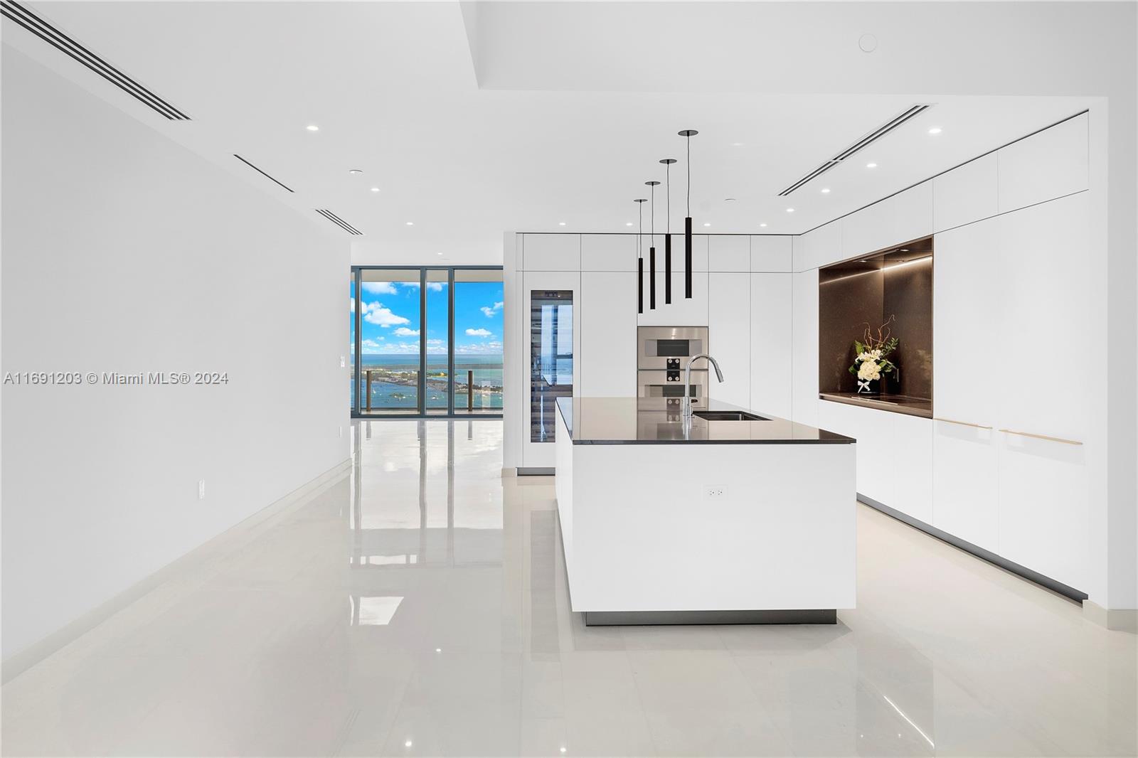 300 Biscayne Blvd Way Unit: 4802 DUPLEX