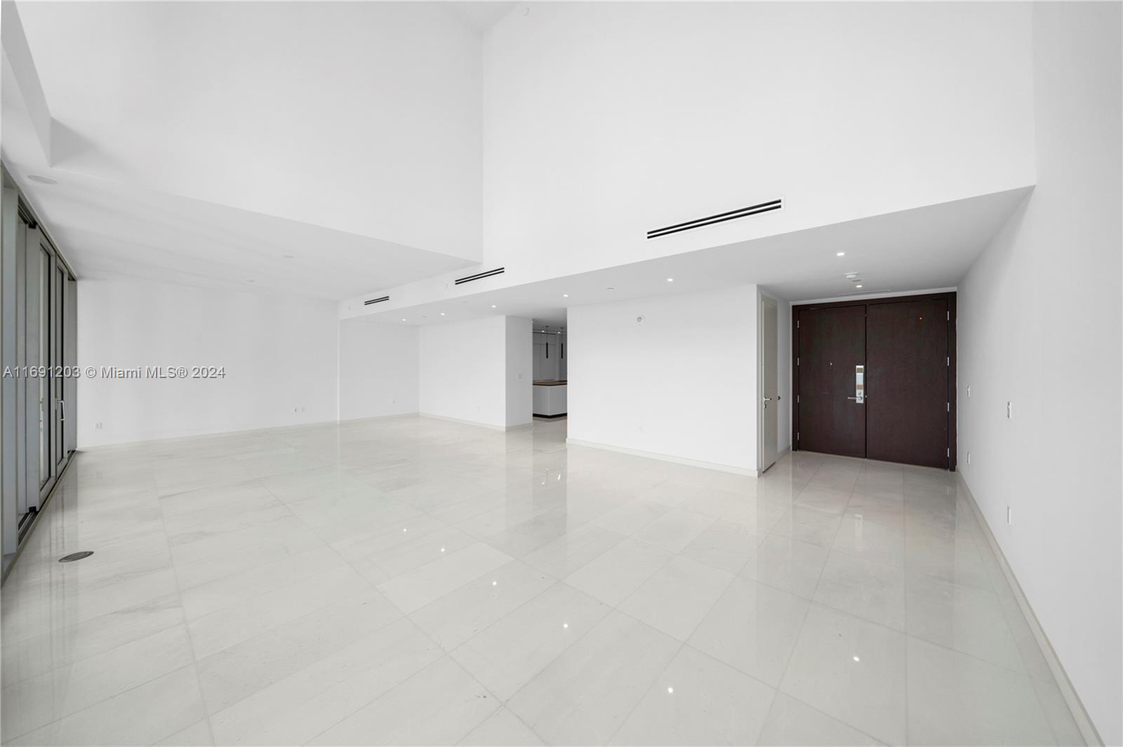 300 Biscayne Blvd Way Unit: 4802 DUPLEX