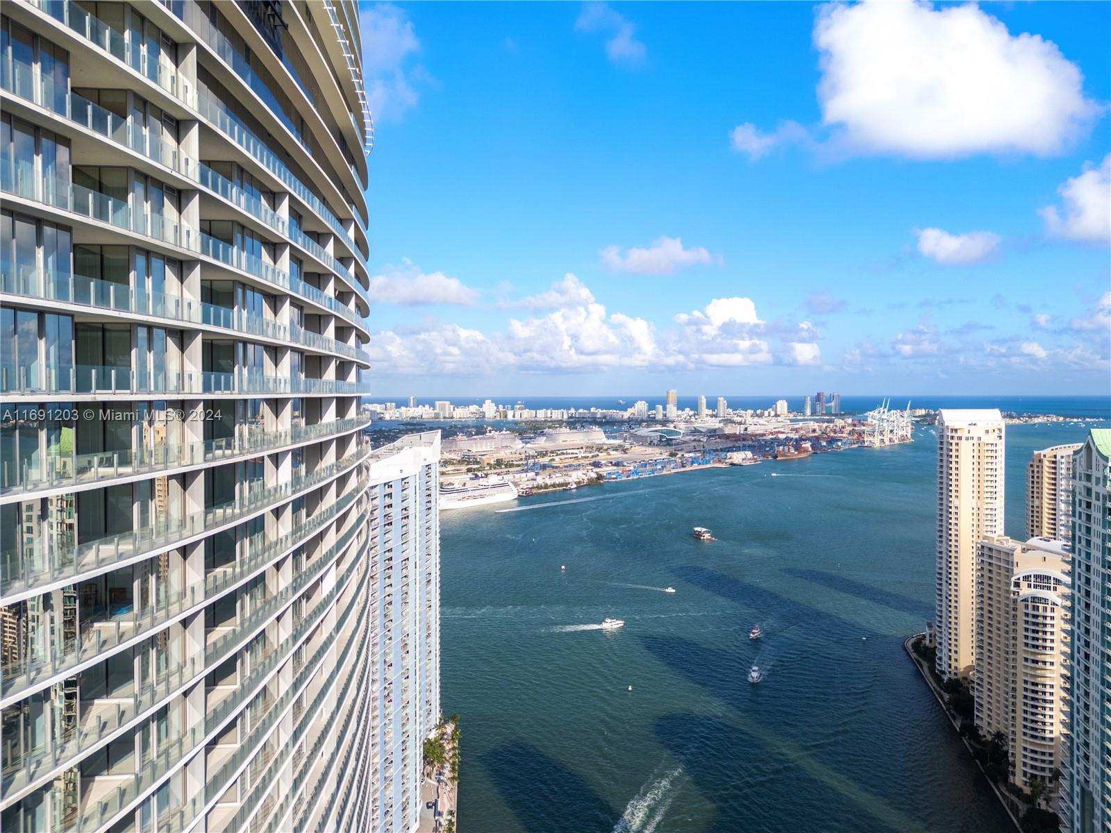 300 Biscayne Blvd Way Unit: 4802 DUPLEX