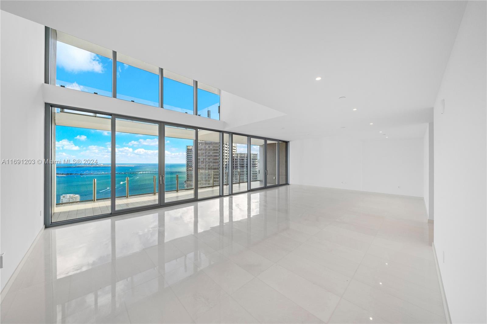 300 Biscayne Blvd Way Unit: 4802 DUPLEX
