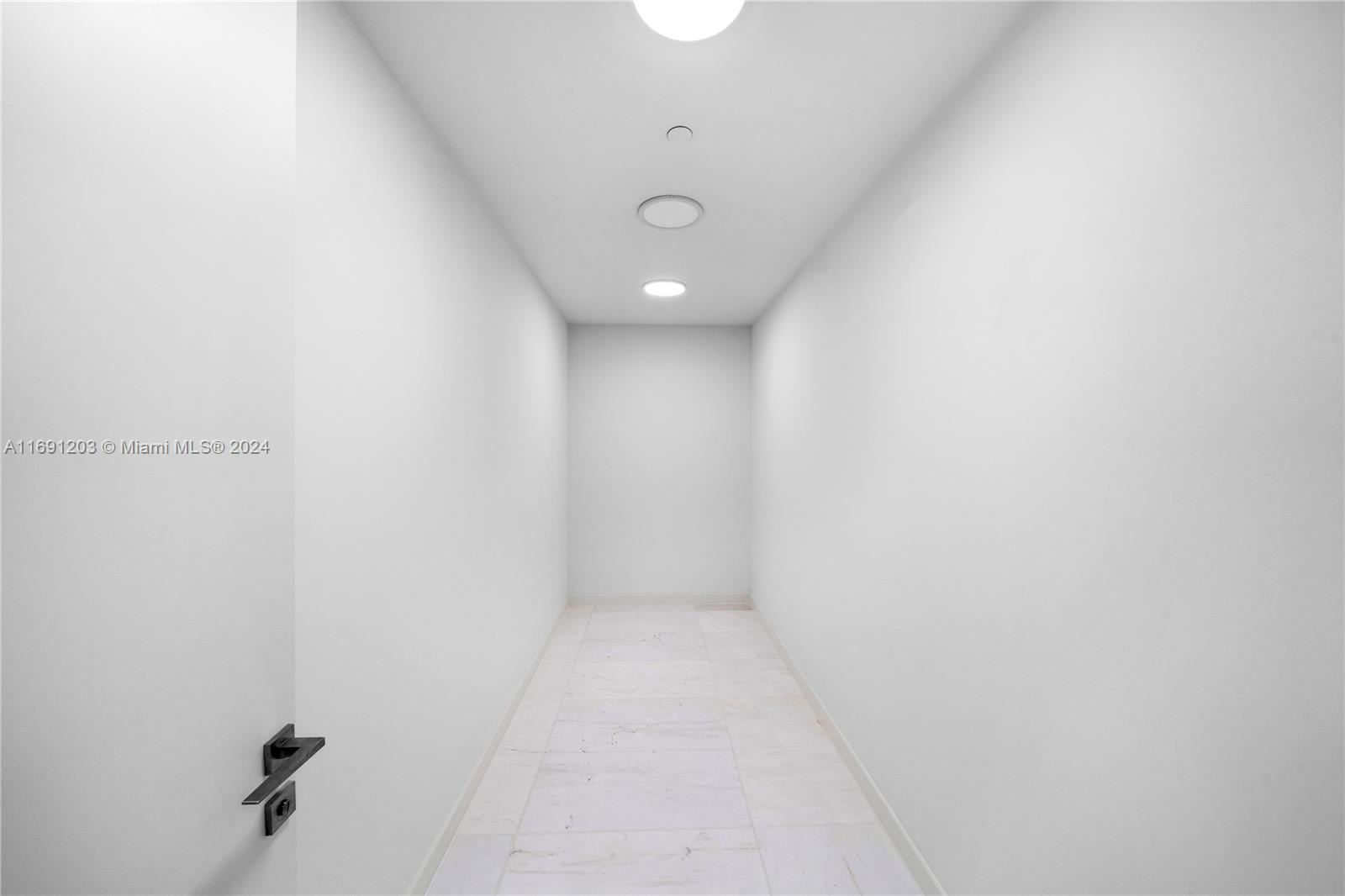 300 Biscayne Blvd Way Unit: 4802 DUPLEX