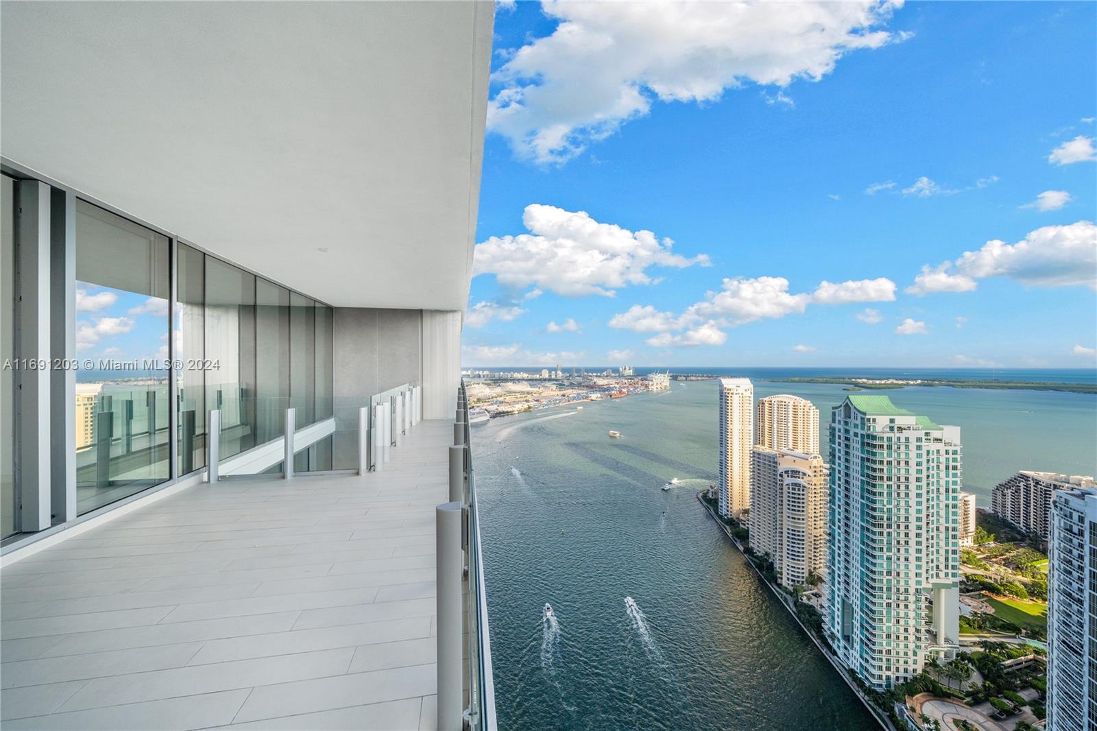 300 Biscayne Blvd Way Unit: 4802 DUPLEX