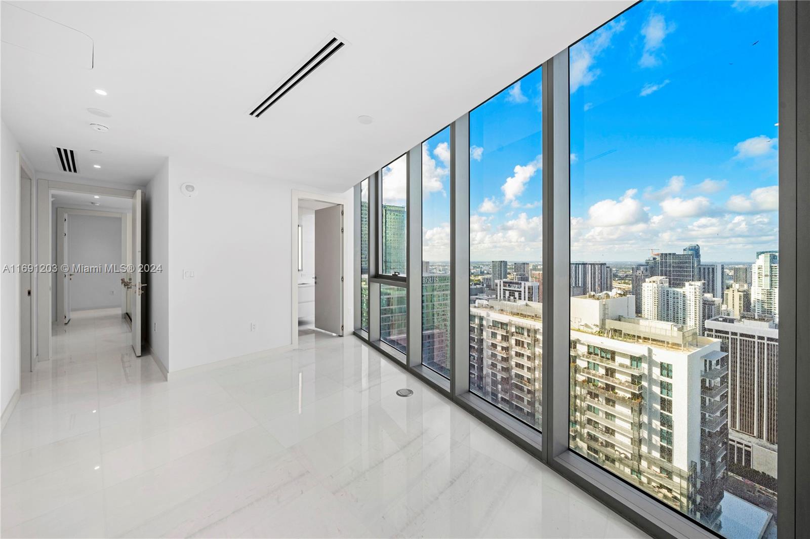300 Biscayne Blvd Way Unit: 4802 DUPLEX