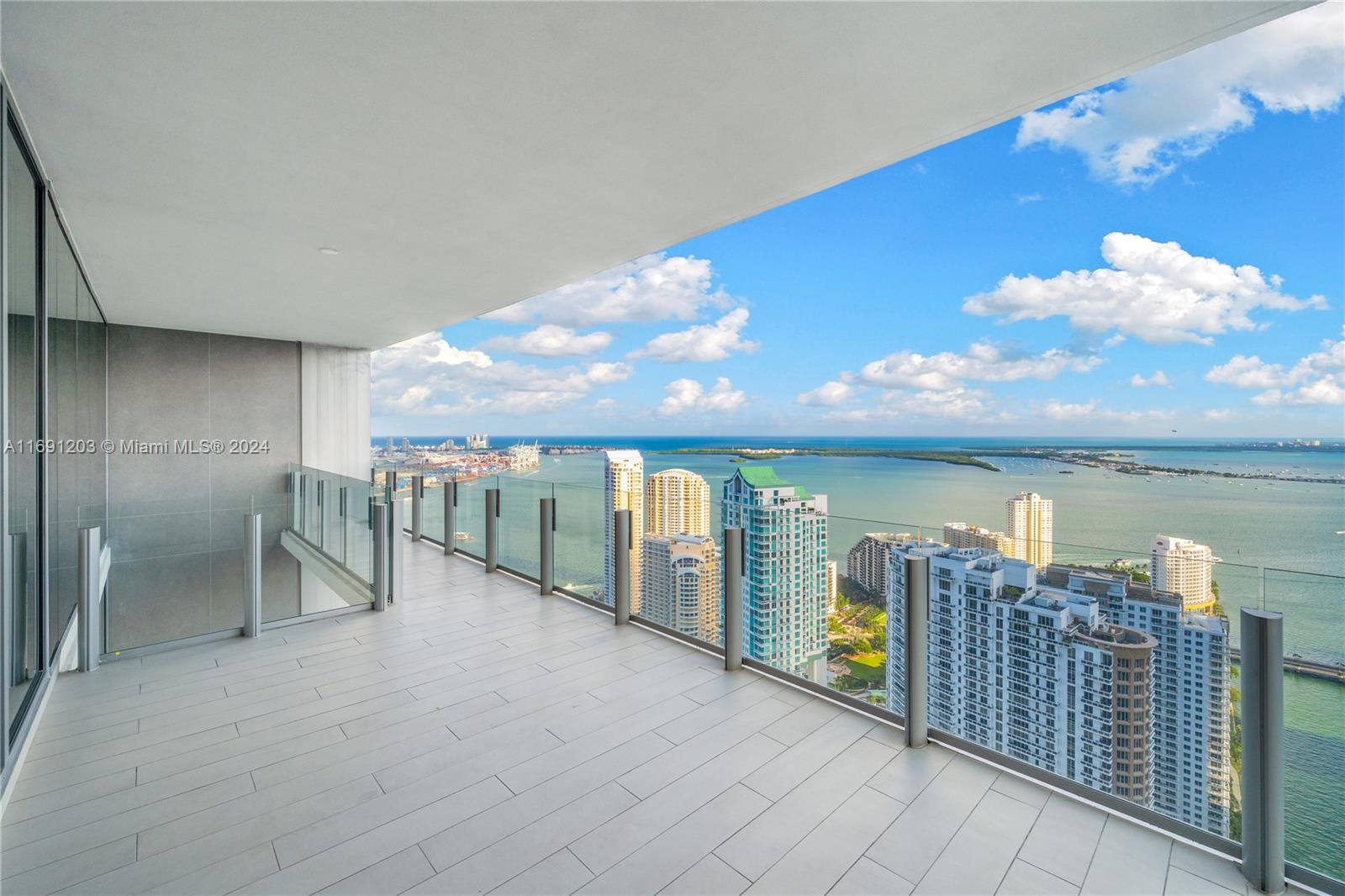 300 Biscayne Blvd Way Unit: 4802 DUPLEX