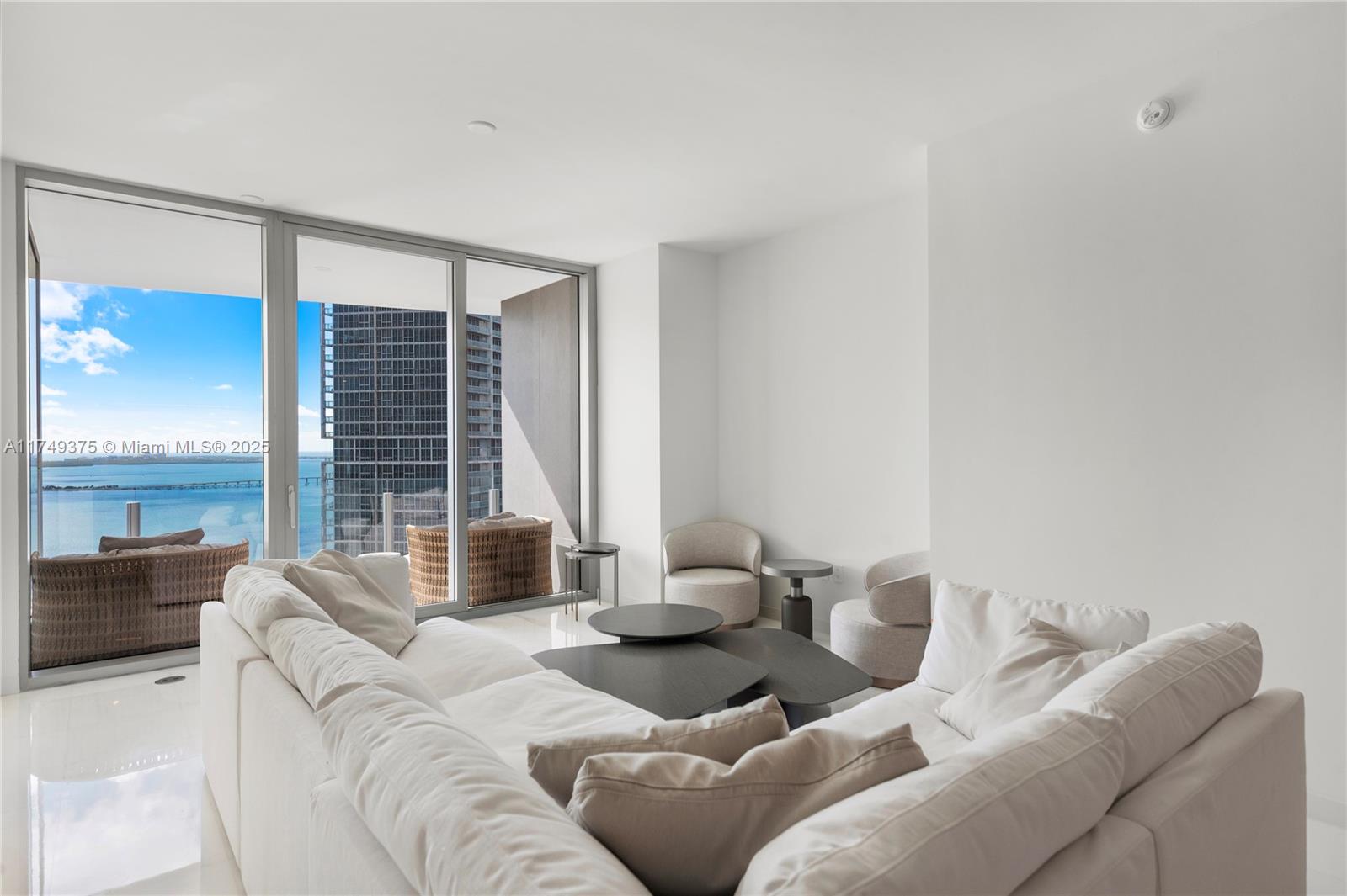 300 Biscayne Blvd Way # 3905W