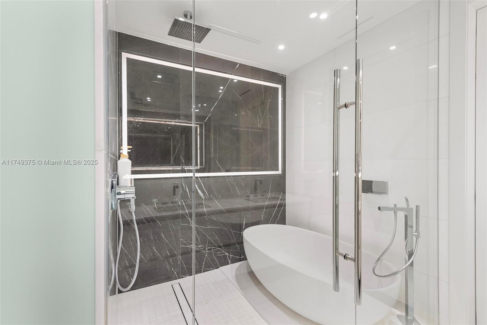 300 Biscayne Blvd Way # 3905W