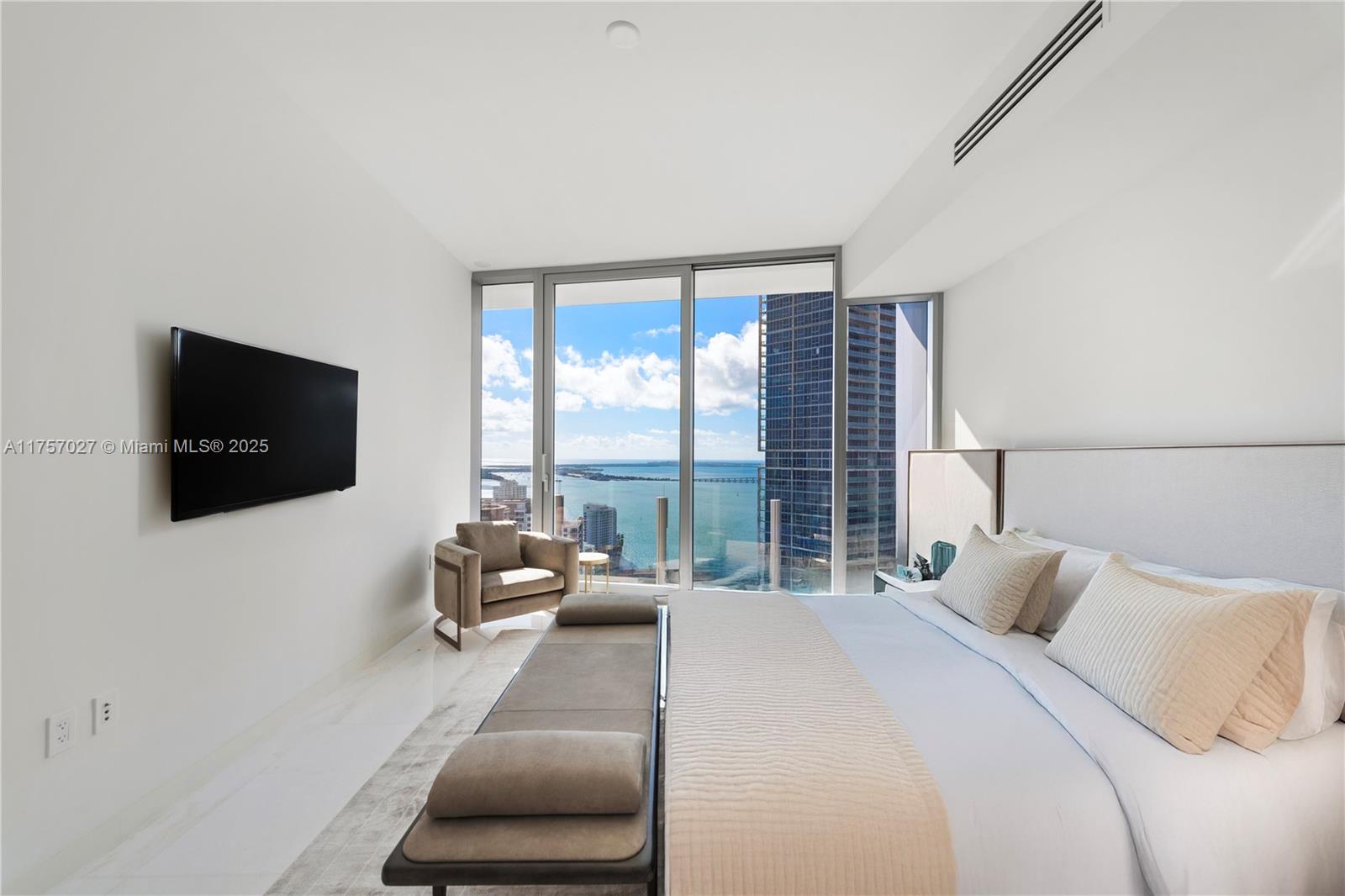300 Biscayne blvd way # 3905