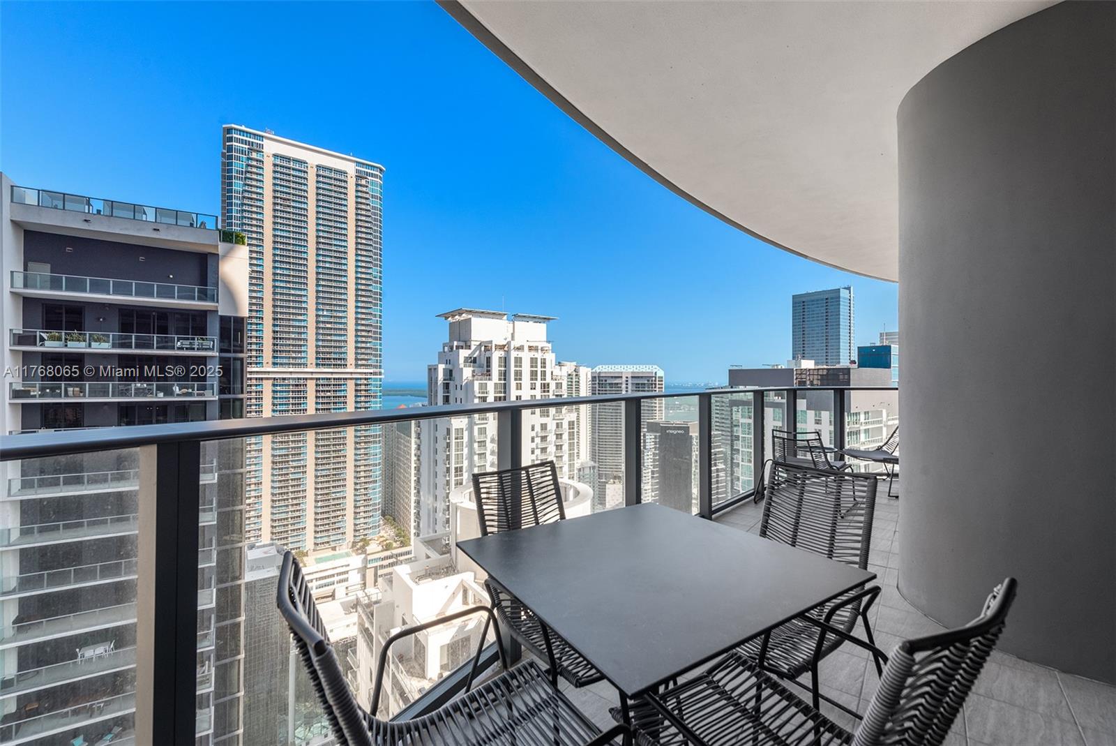 1000 Brickell Plz # 4705