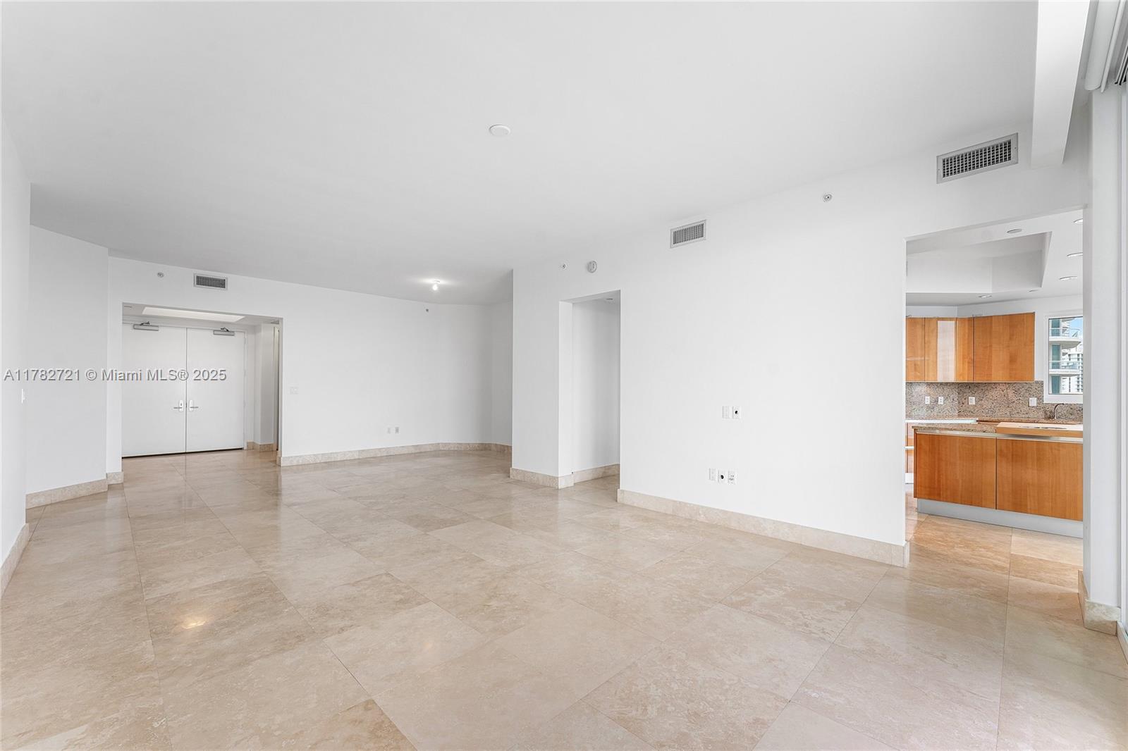 16047 COLLINS # 3002