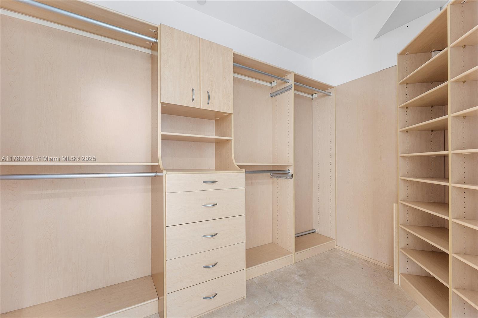 16047 COLLINS # 3002