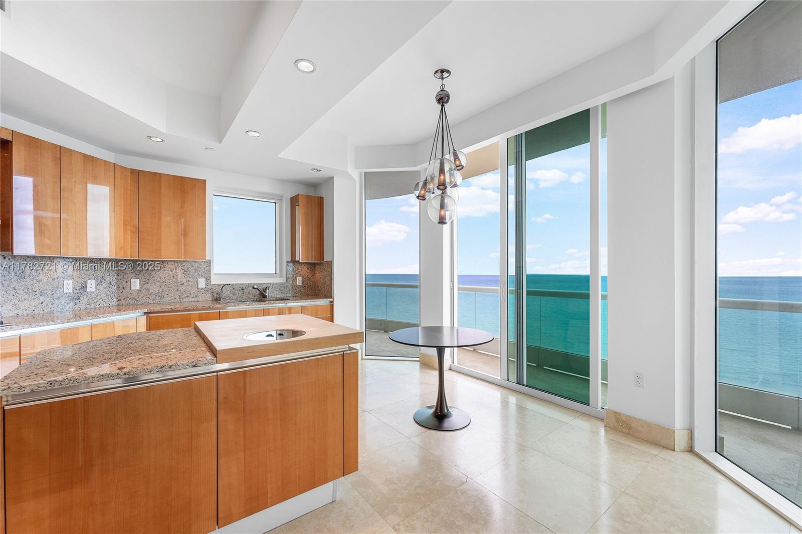 16047 COLLINS # 3002