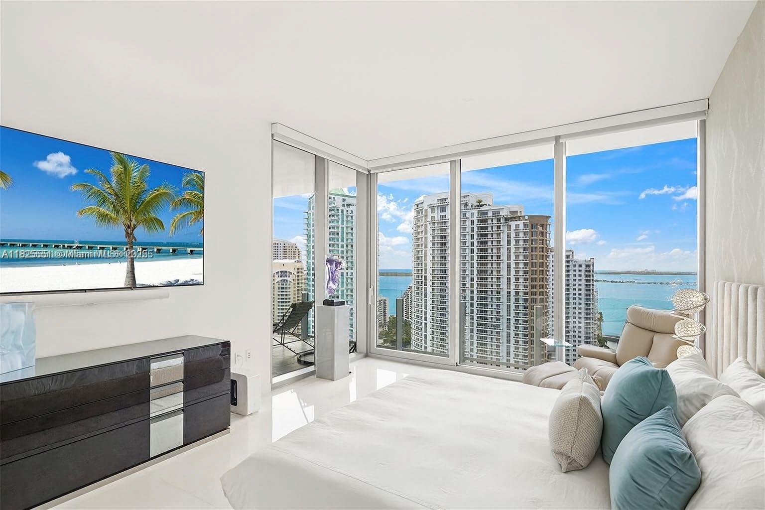 300 Biscayne Boulevard Way # 2703C