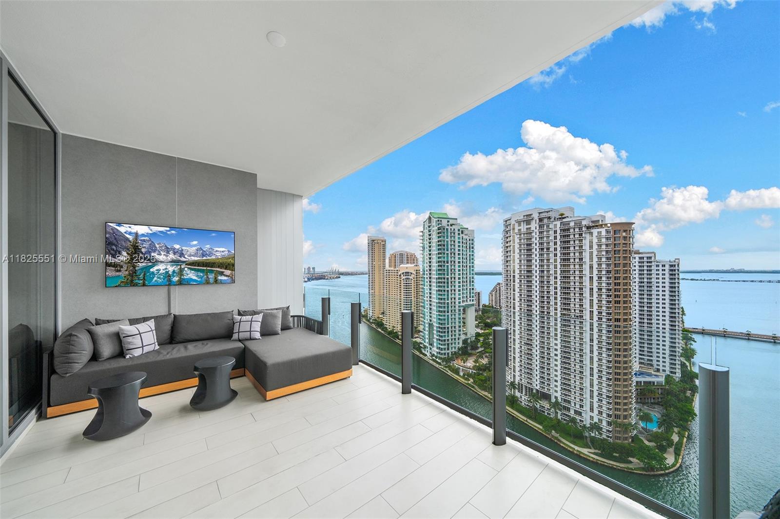 300 Biscayne Boulevard Way # 2703C