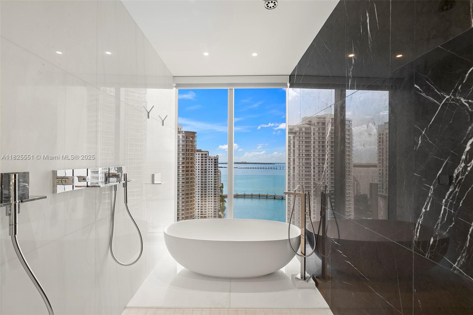 300 Biscayne Boulevard Way # 2703C