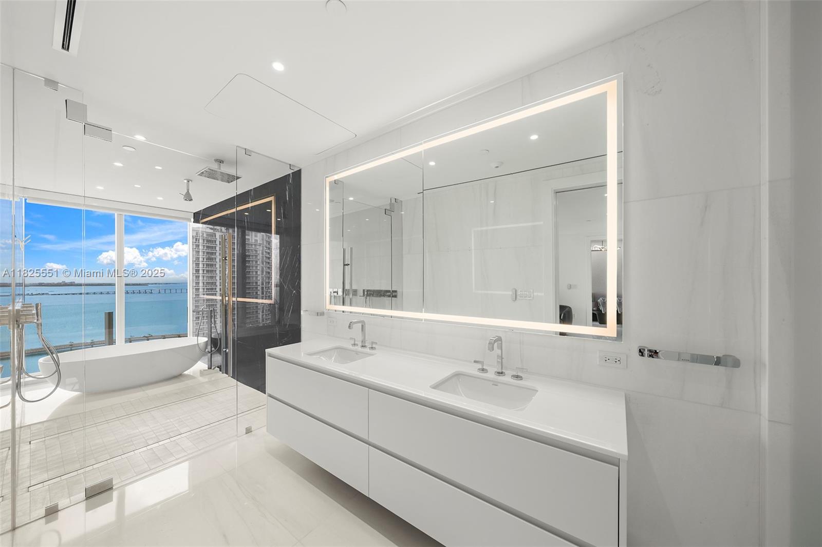 300 Biscayne Boulevard Way # 2703C