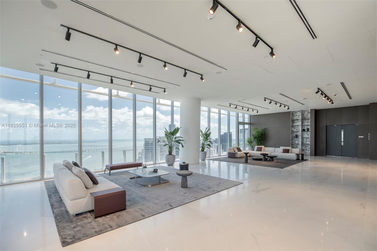 300 Biscayne Boulevard Way # 2703C