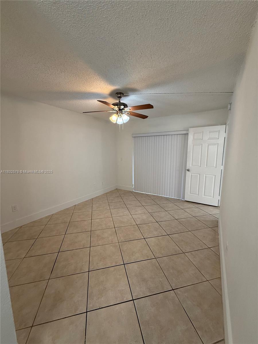 6515 W 27th Ct # 12 Unit: 49-12