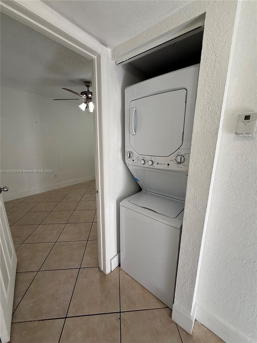 6515 W 27th Ct # 12 Unit: 49-12