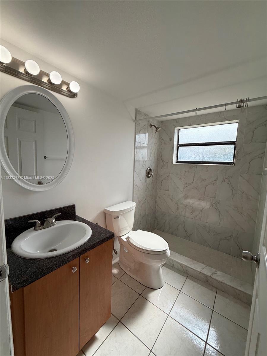 6515 W 27th Ct # 12 Unit: 49-12