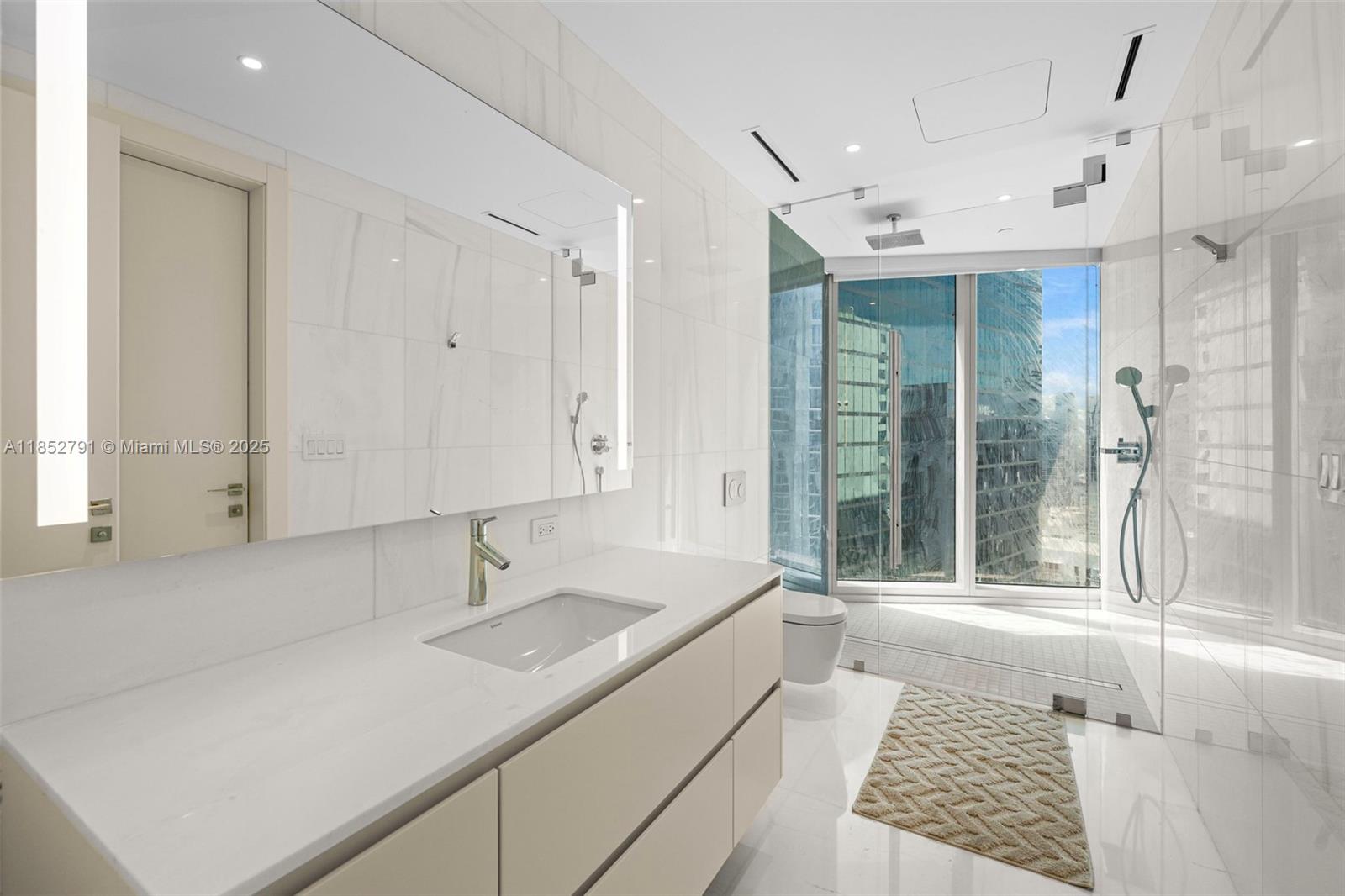  Unit: 3807W