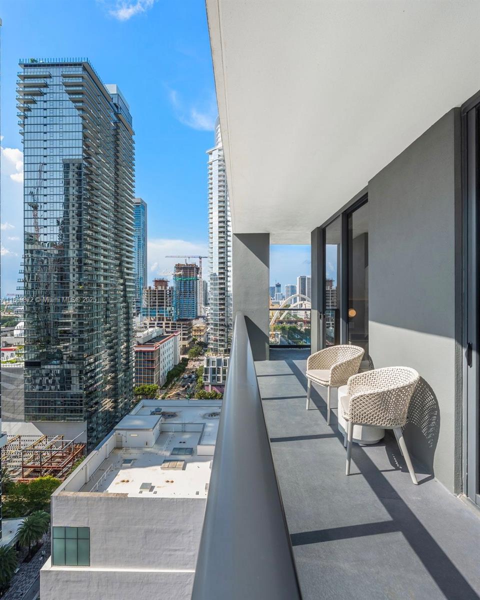 601 NE 1st Ave # 1803