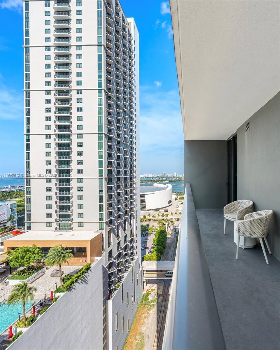 601 NE 1st Ave # 1803