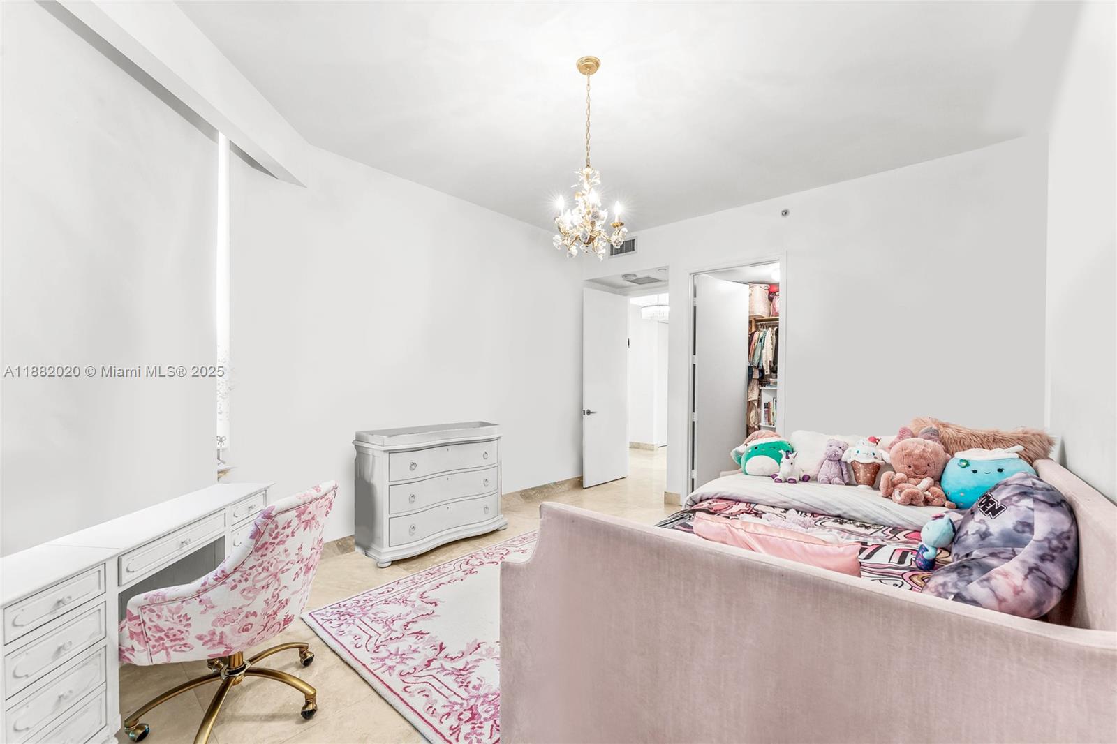 16047 Collins Ave # 404