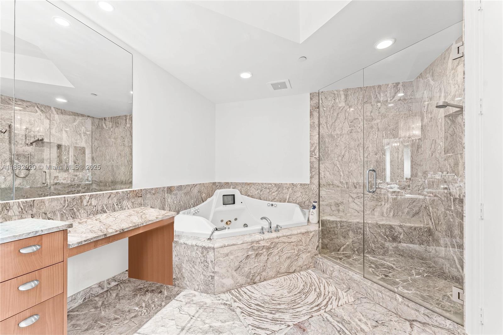 16047 Collins Ave # 404