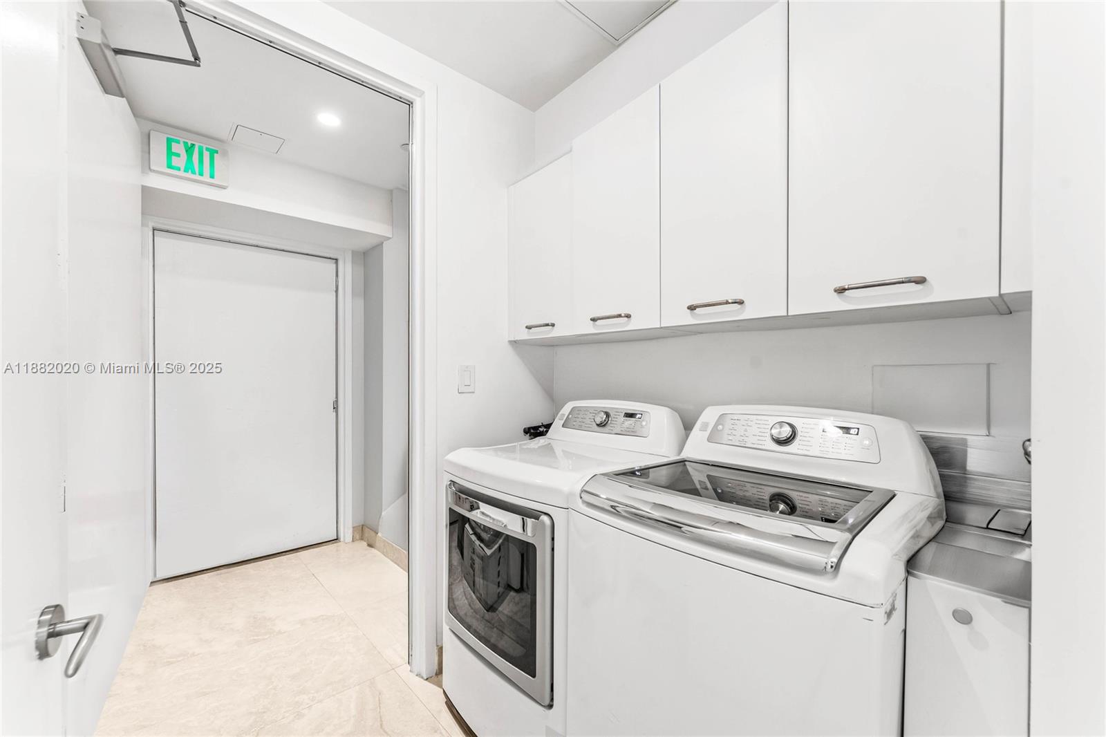 16047 Collins Ave # 404