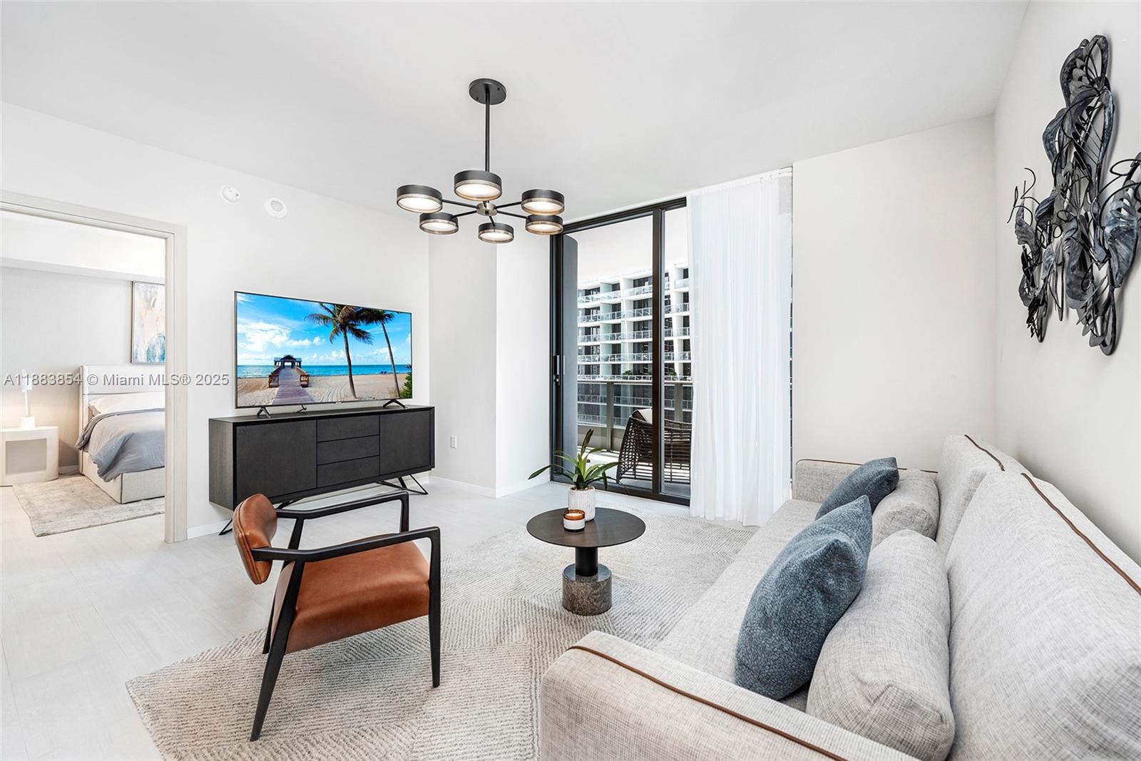 1000 Brickell Plz # 4005