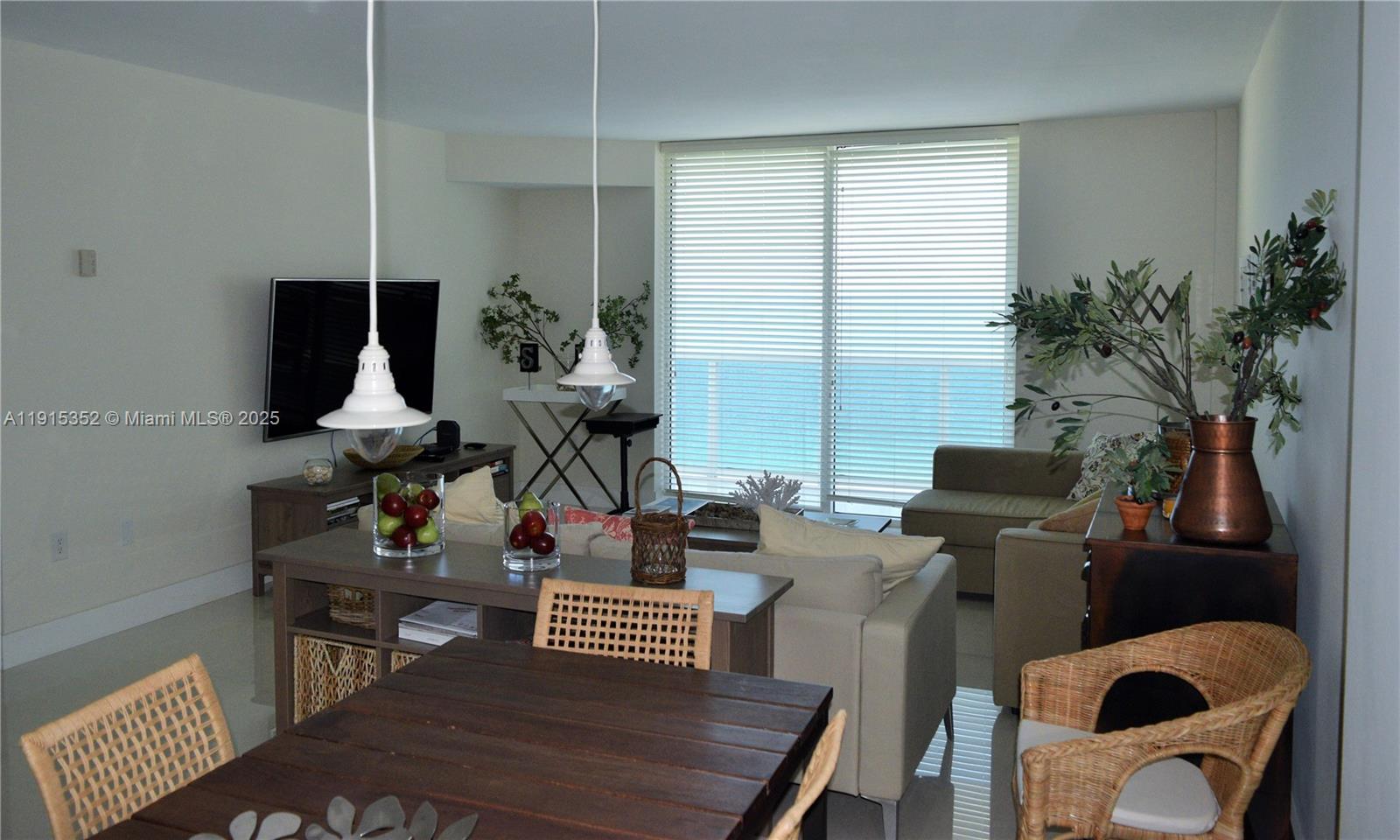 10275 Collins Ave # 1420